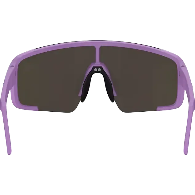 P003