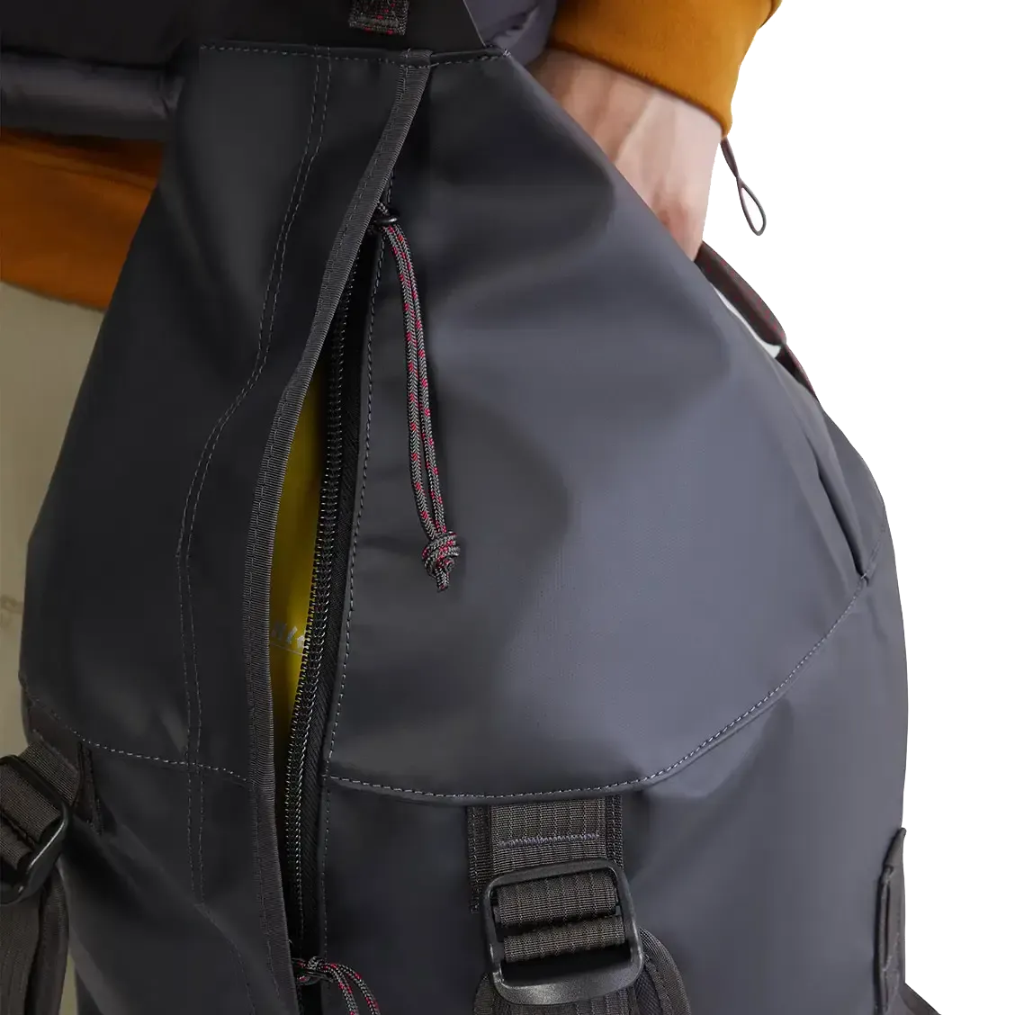 Ydalir Duffelbag 25