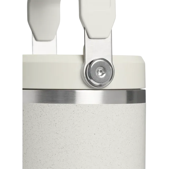 The IceFlow+ Flip Straw 2.0 Tumbler 0,89
