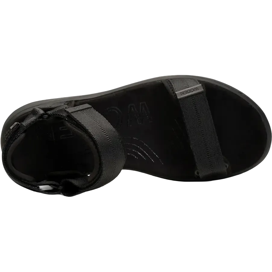 Line Sandal
