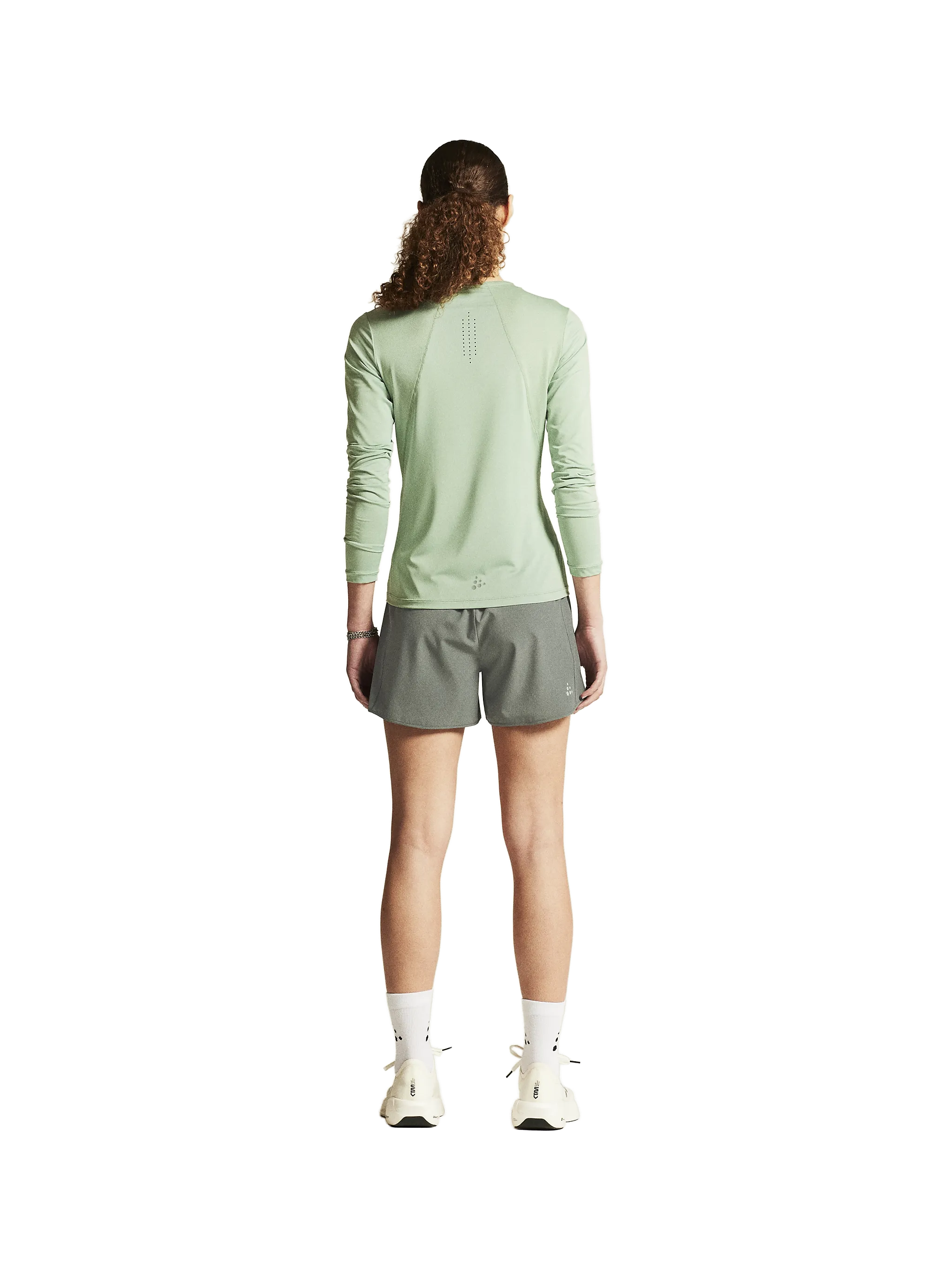 Adv Essence LS Tee 2 Women