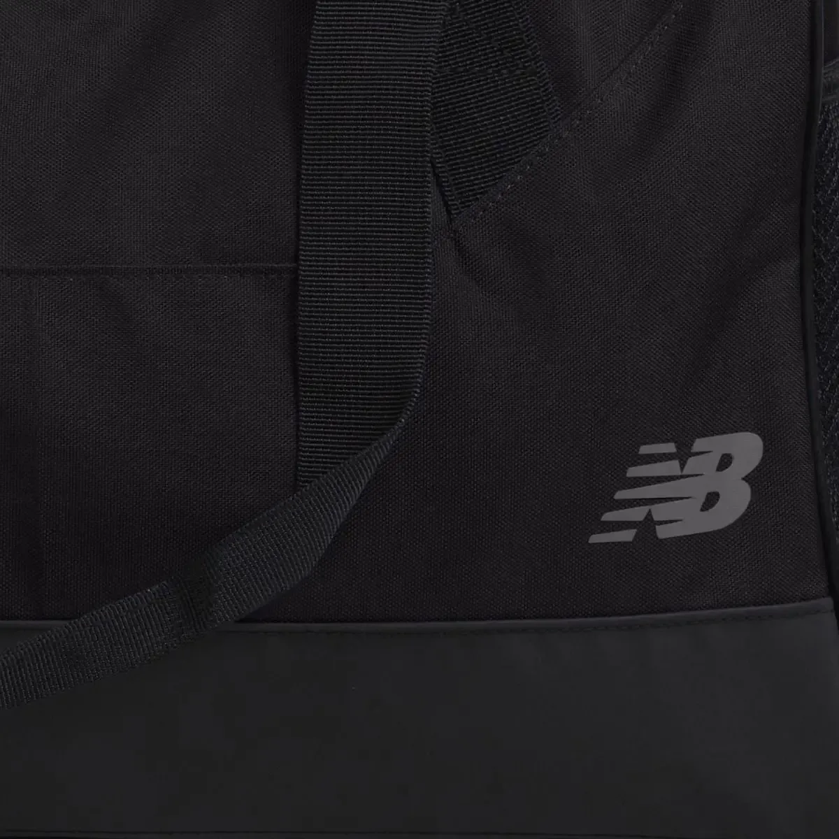 Essential Medium Duffel Unisex
