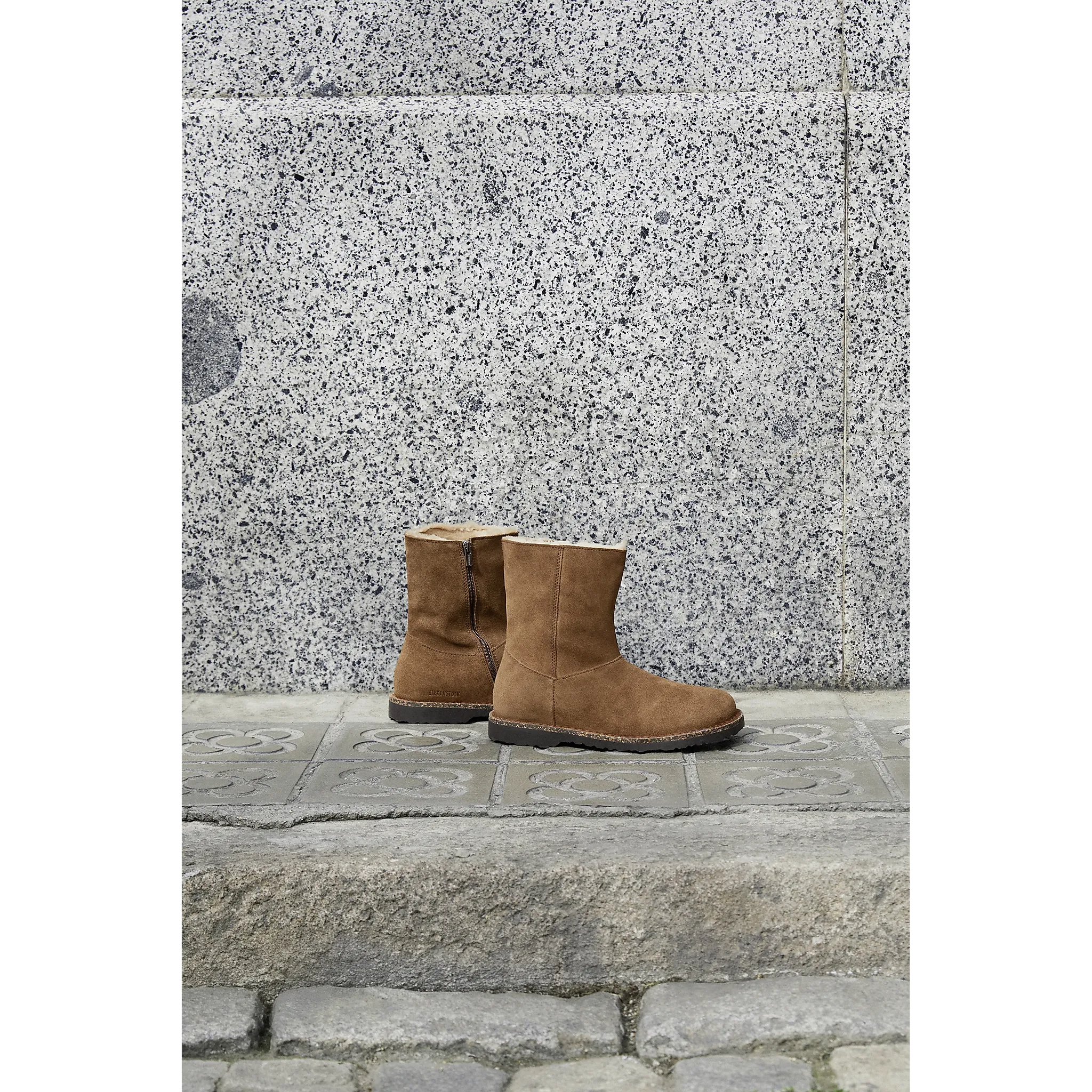 Uppsala Zip Shearling Suede Leather Narrow