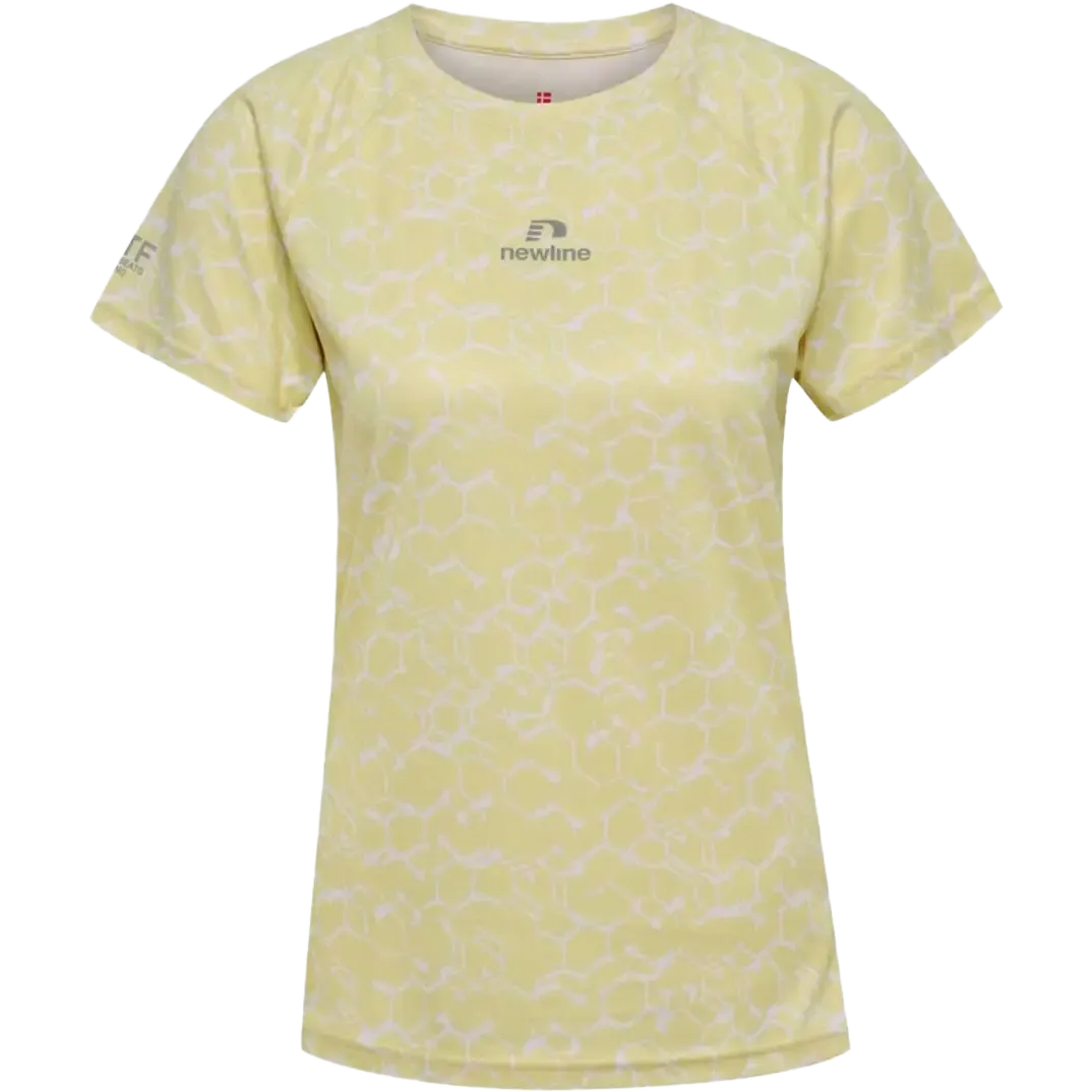 Dopa Graphic T-shirt Women