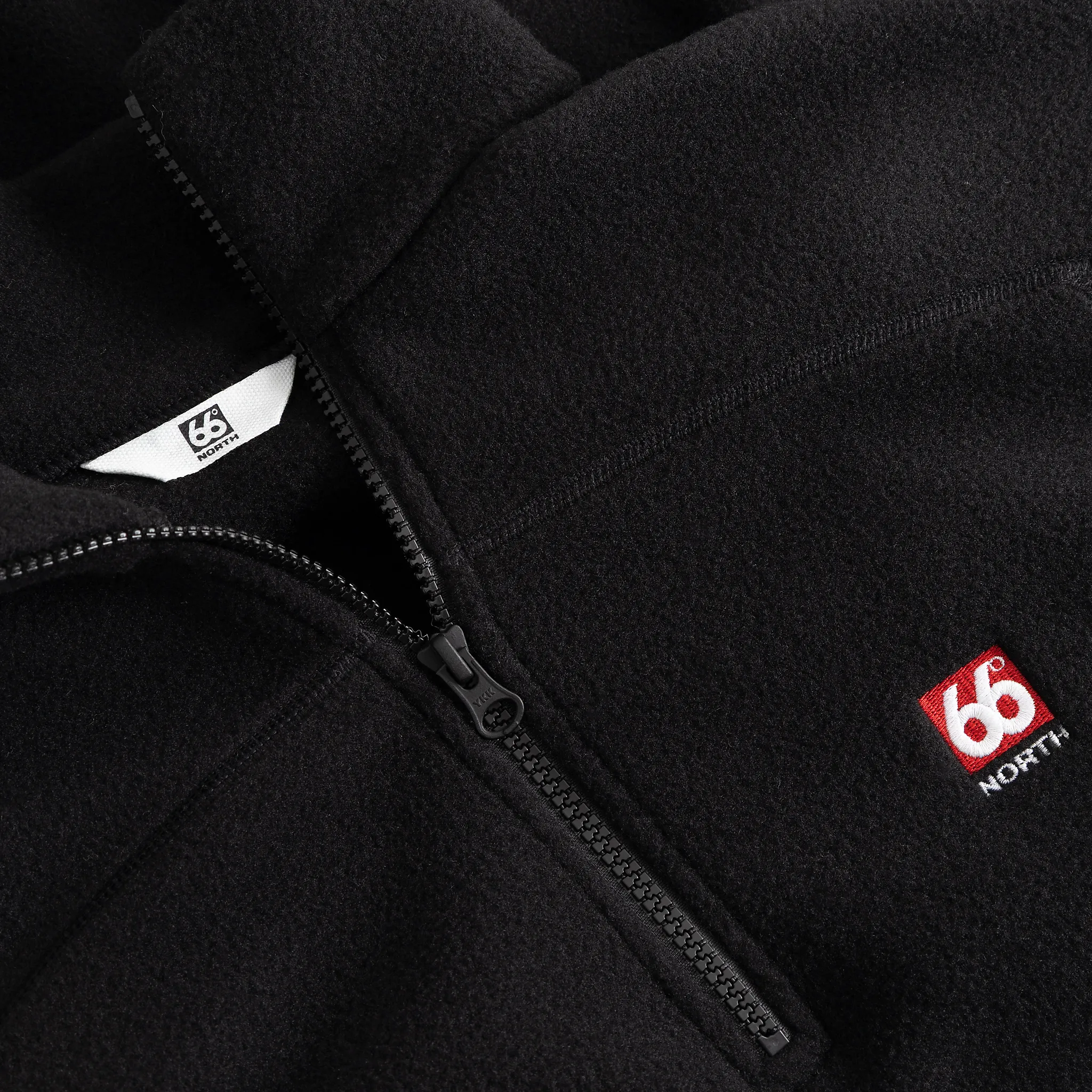 Esja Half-Zipped