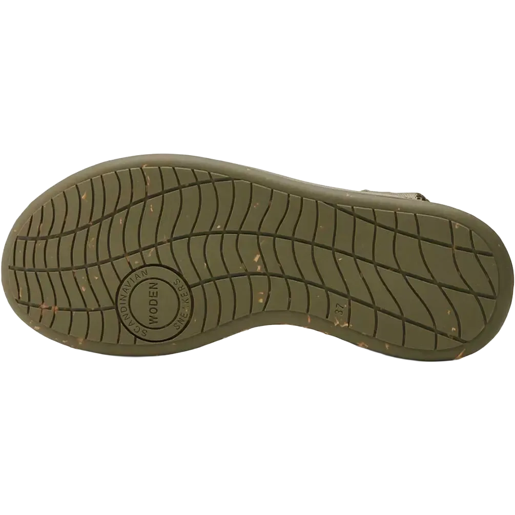 Line Sandal