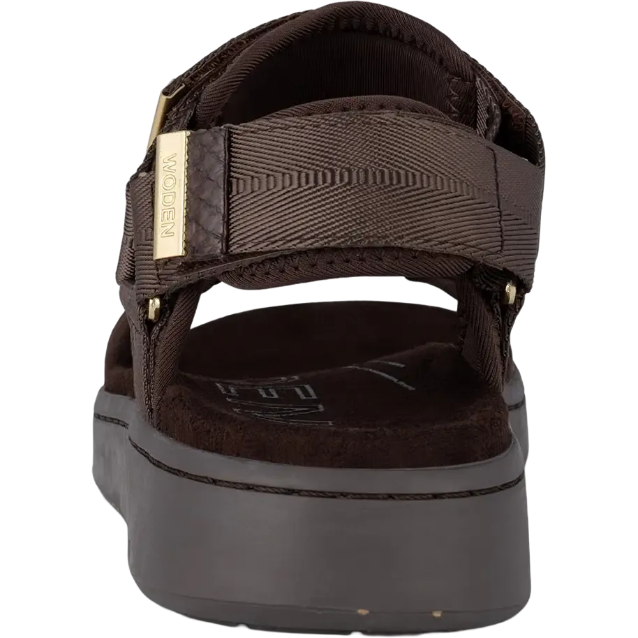 Line Sandal