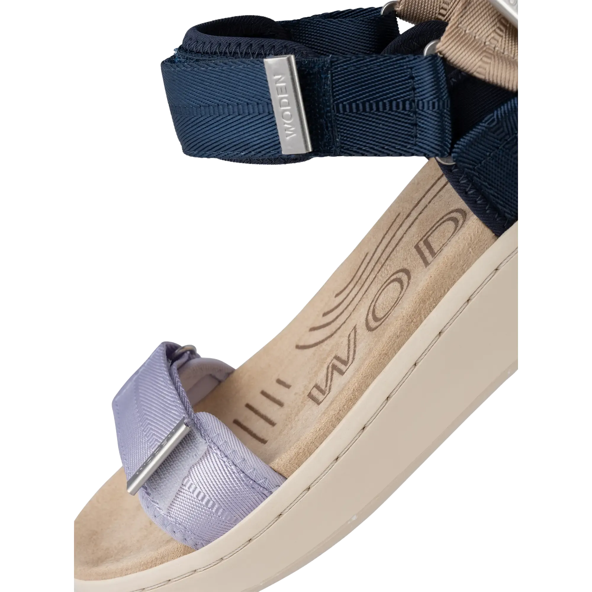 Line Sandal