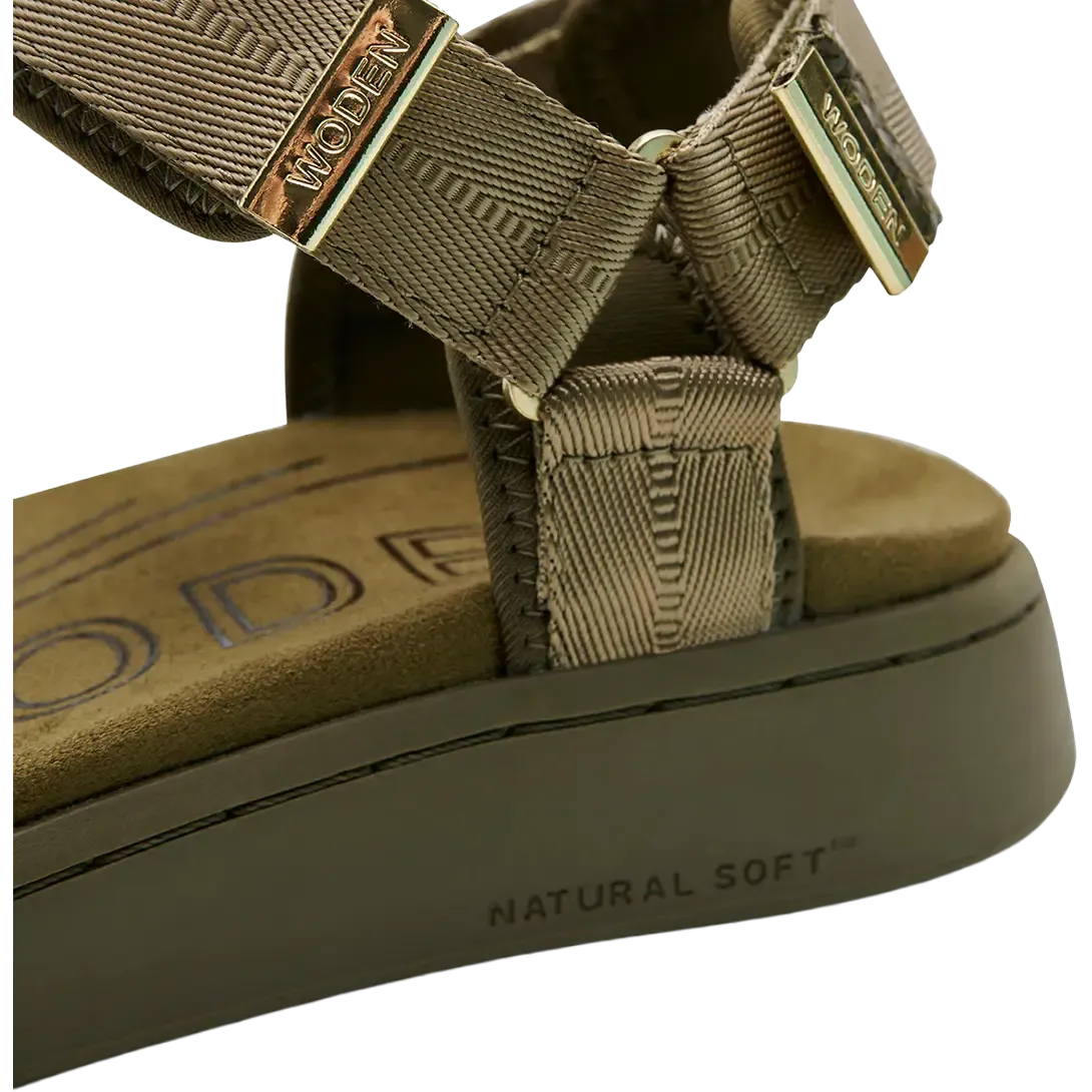 Line Sandal