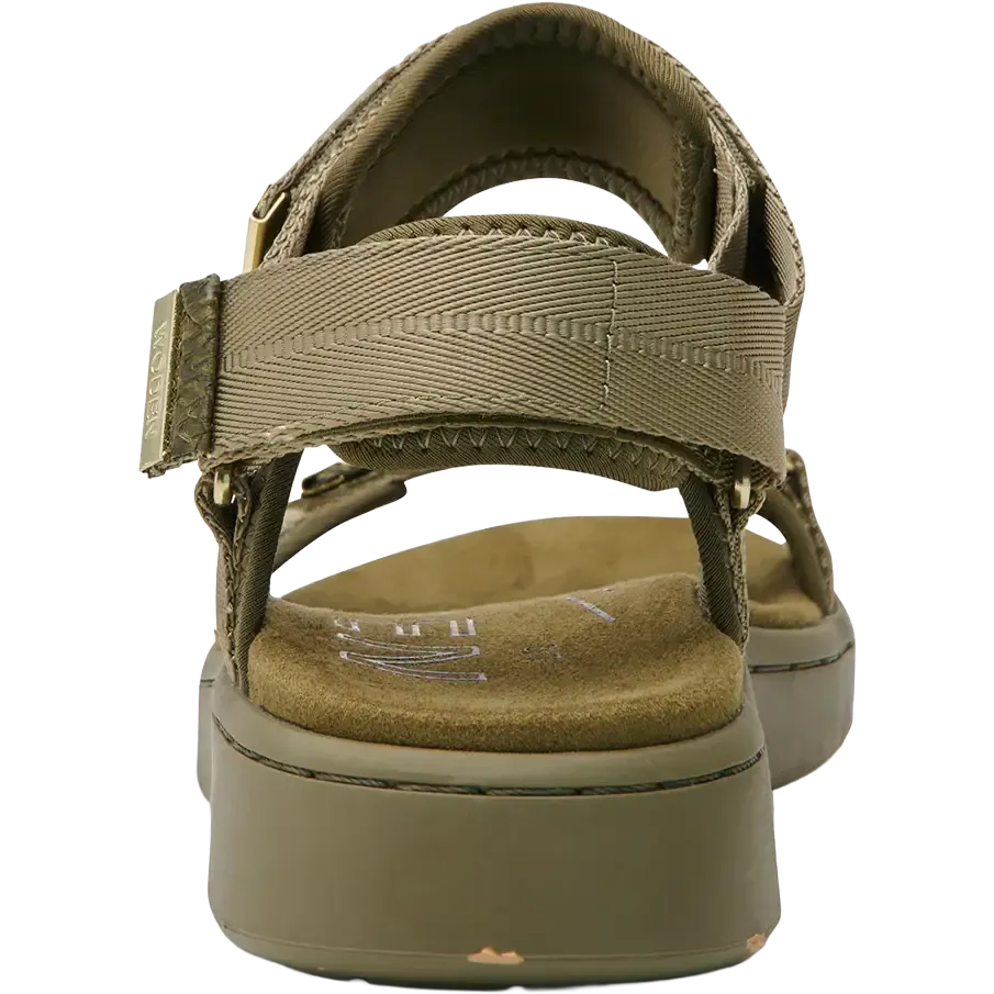Line Sandal