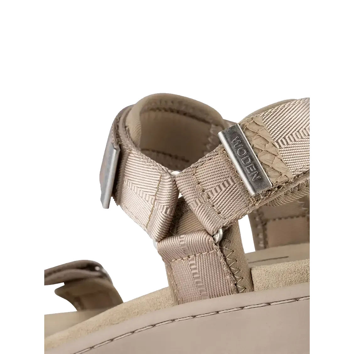 Line Sandal