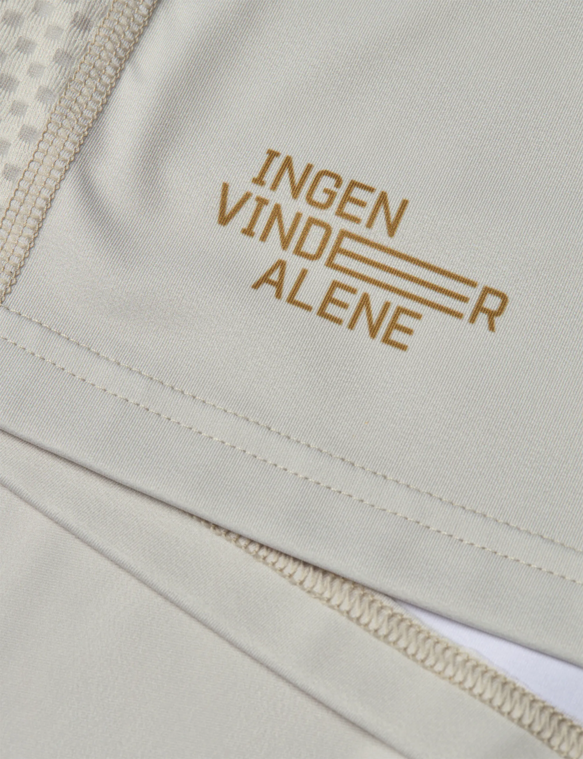 Elite Ss Tee Men - Ingen Vinder Alene Fa