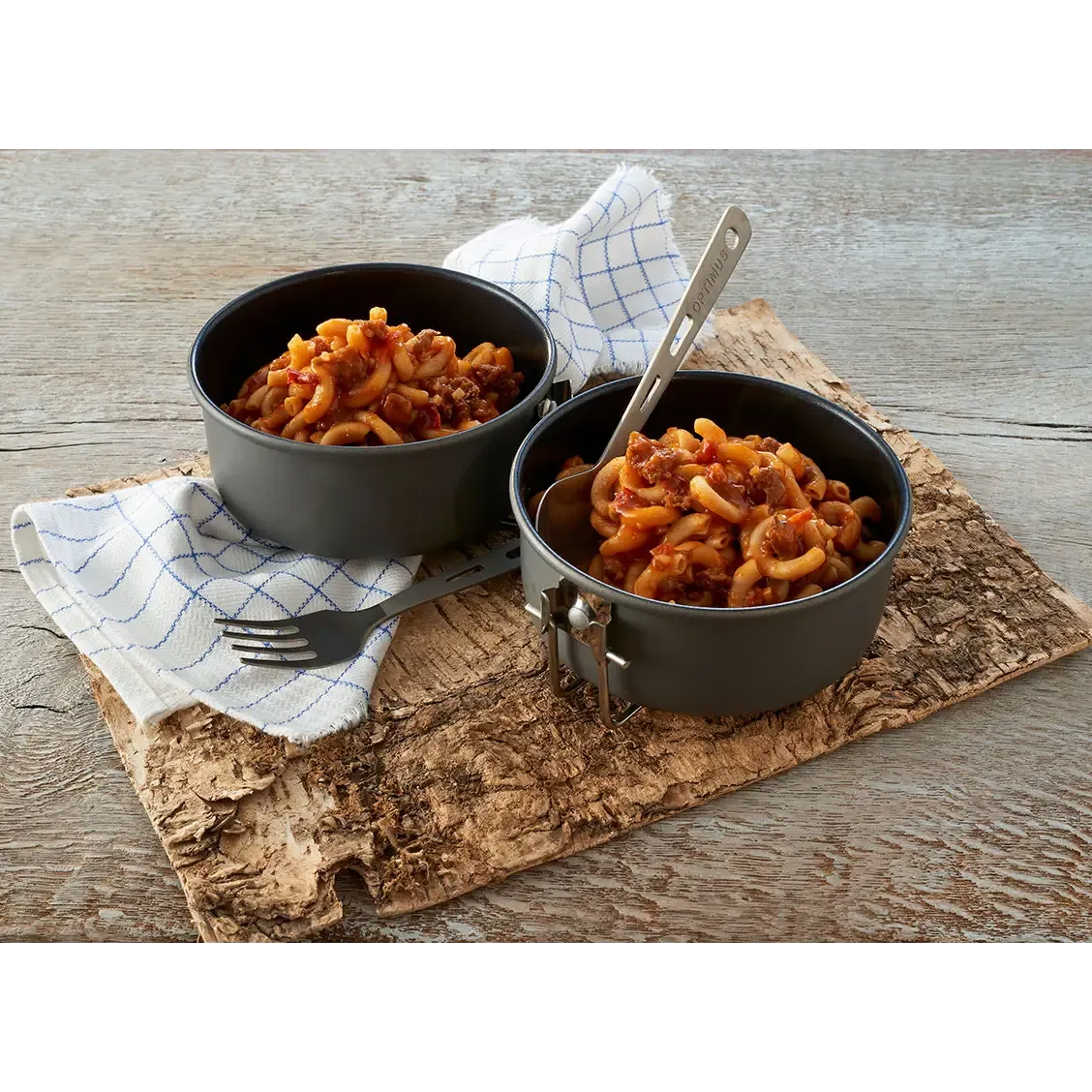 Spicy Beef Casserole with Noodles måltid
